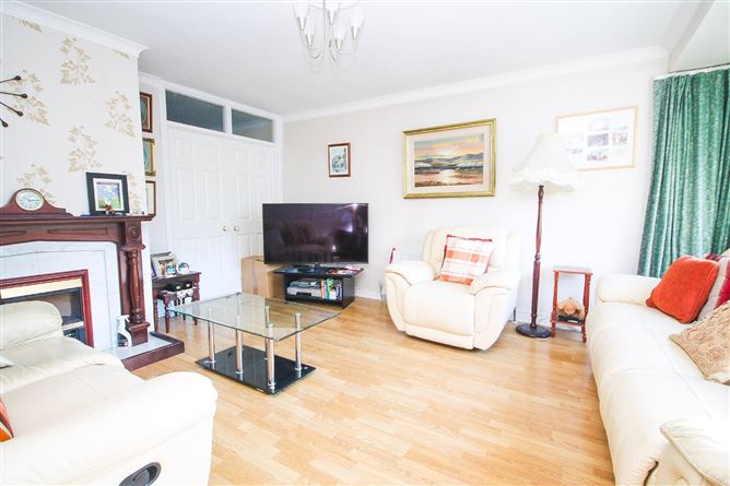 69 Woodlawn Park Grove, Firhouse, Dublin 24
