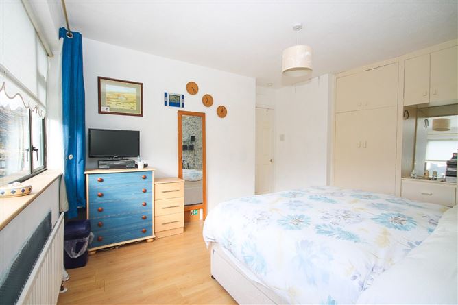 69 Woodlawn Park Grove, Firhouse, Dublin 24