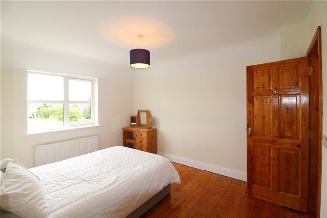3 Cnoc Cluain , Ballina, Tipperary