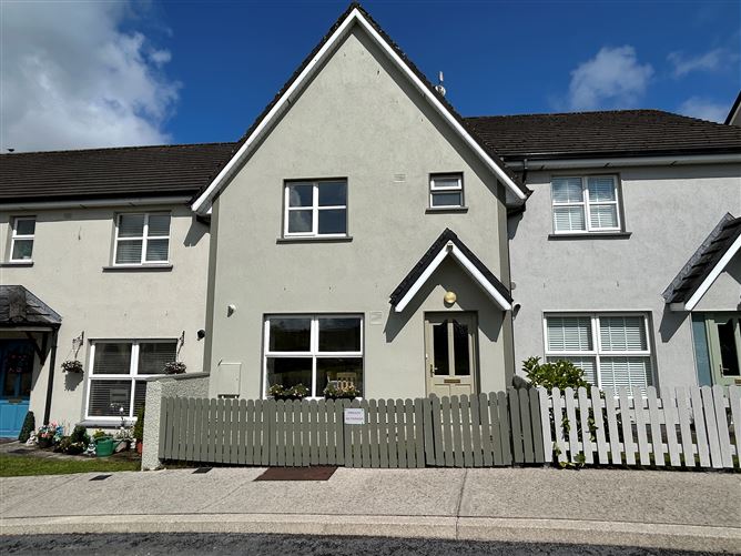 3 Cnoc Cluain , Ballina, Tipperary