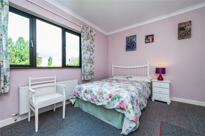 Photo 15 of 23 — Hillview, Maddenstown, Co. Kildare