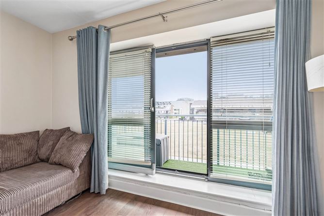 Photo 4 of 19 — 94 Shelbourne Park Apartments, South Lotts Road, Ringsend, Dublin 4
