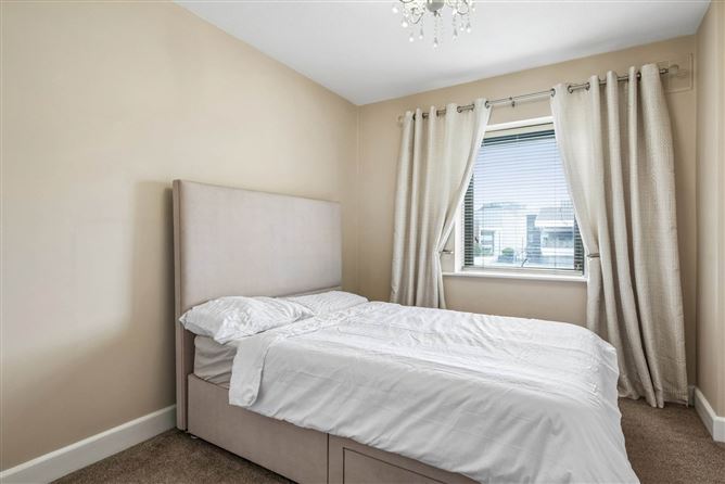 Photo 11 of 19 — 94 Shelbourne Park Apartments, South Lotts Road, Ringsend, Dublin 4
