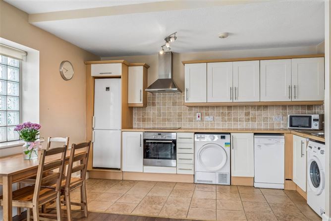 Photo 7 of 19 — 94 Shelbourne Park Apartments, South Lotts Road, Ringsend, Dublin 4