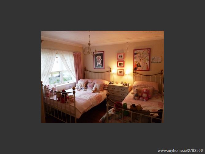 13 Heather Lawn, Marlay Wood, Ballinteer,   Dublin 16