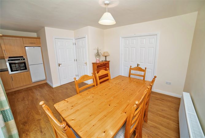 42 Cois Tobair, Dromahane, Mallow