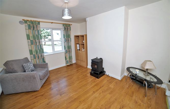 42 Cois Tobair, Dromahane, Mallow