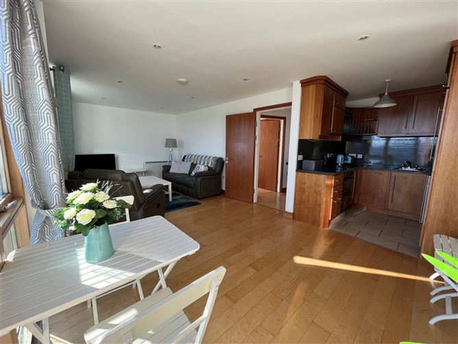28 Pointe Boise, Salthill, Galway City