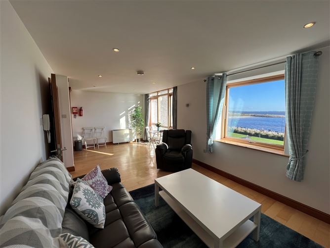 28 Pointe Boise, Salthill, Galway City