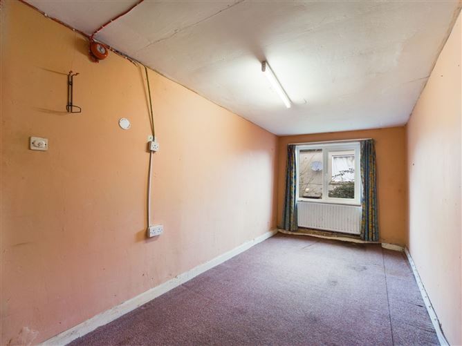 20 Parnell St., Thurles, Co. Tipperary