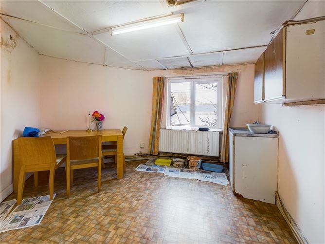 20 Parnell St., Thurles, Co. Tipperary