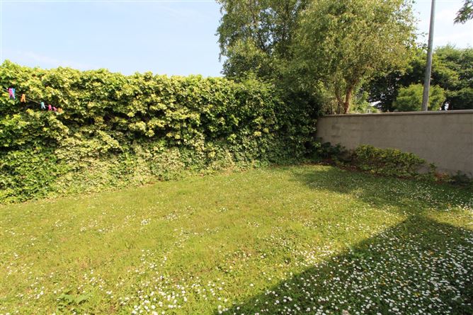 18 Woodland Court, Rush, County Dublin