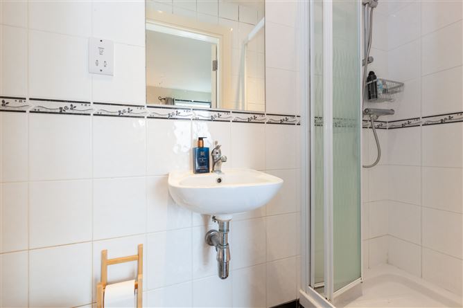 52 Raven Hall, Swords Central, Main Street, Swords, Co. Dublin