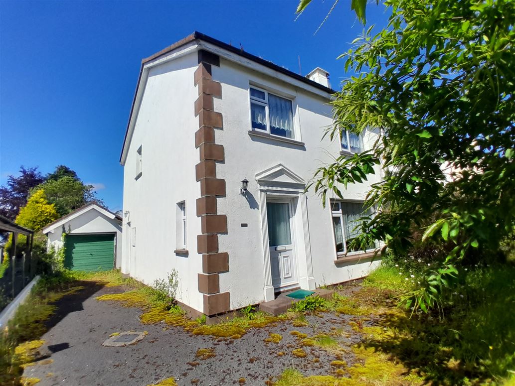 9 Gorse Grove, Foxford, Co. Mayo