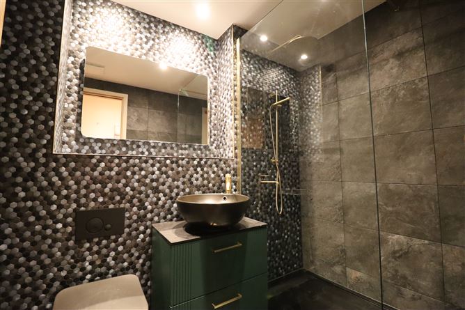 58 Hanover Dock, Grand Canal Dk, Dublin 2