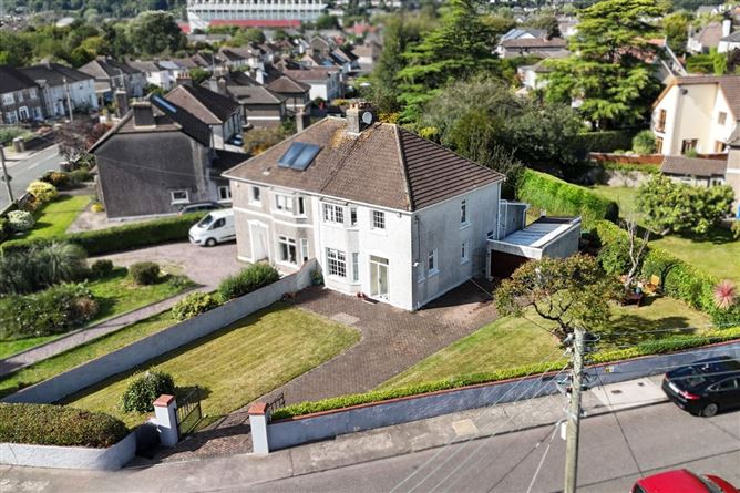 Gentian, 13 The Crescent, Beaumont, Blackrock, Cork