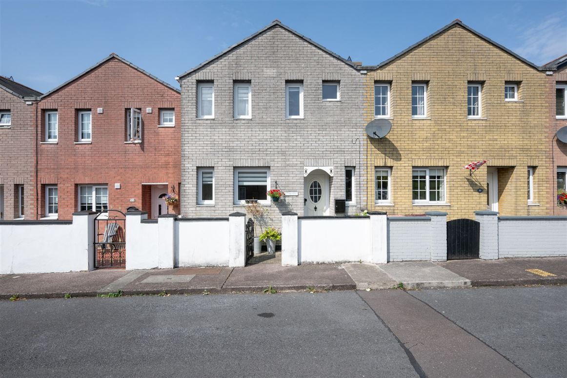 33 Brooklodge Grove, Glanmire, Cork