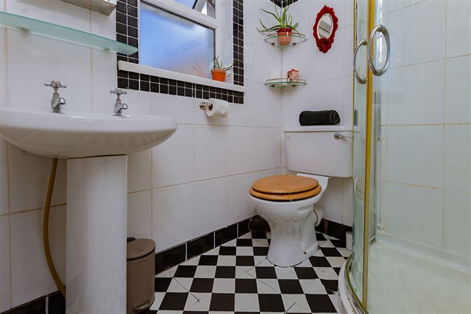 17 Bluebell avenue, Bluebell,   Dublin 12