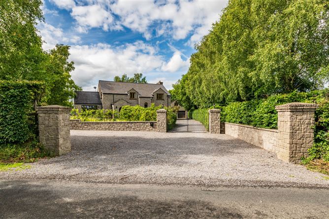 https://photos-a.propertyimages.ie/media/6/0/9/5000906/14592a8c-7b99-4ae9-a795-478b6390bd10_l.jpg