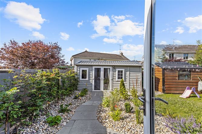 No. 77 Woodview, Castlebridge, Wexford