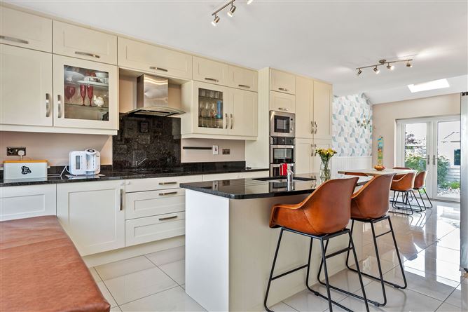 Photo 8 of 27 — No. 77 Woodview, Castlebridge, Wexford