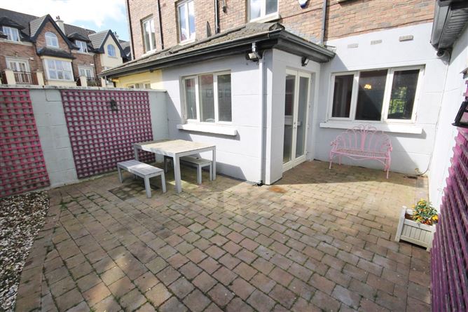 23 Brownsbarn Wood, Citywest, Dublin 24