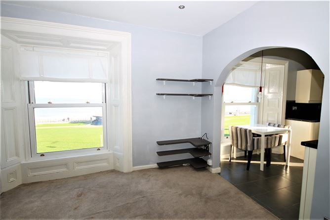 4, Auburn House, 71 Strand Road, Bray, Co. Wicklow