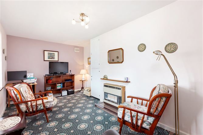 31 Orchardstown Avenue, Rathfarnham, Dublin 14