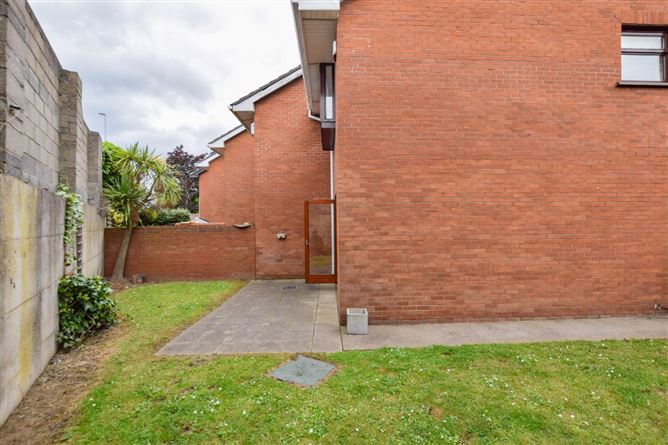 16 Monaloe Court, Cabinteely, Dublin