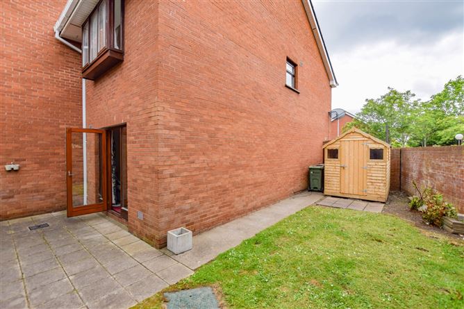 16 Monaloe Court, Cabinteely, Dublin