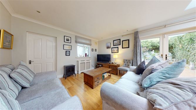 6 Corbawn Grove, Shankill, Dublin 18