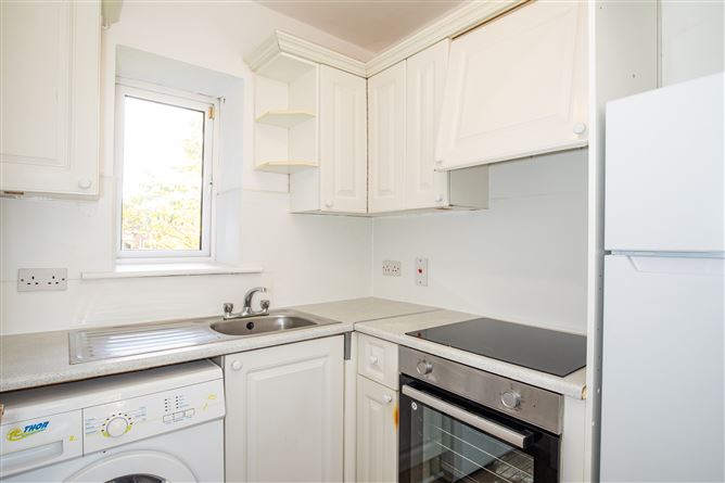 51 Shrewsbury, Donnybrook Castle, Donnybrook,   Dublin 4