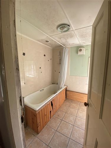 114 Lower Main Street, Ballybay,, Ballybay, Monaghan
