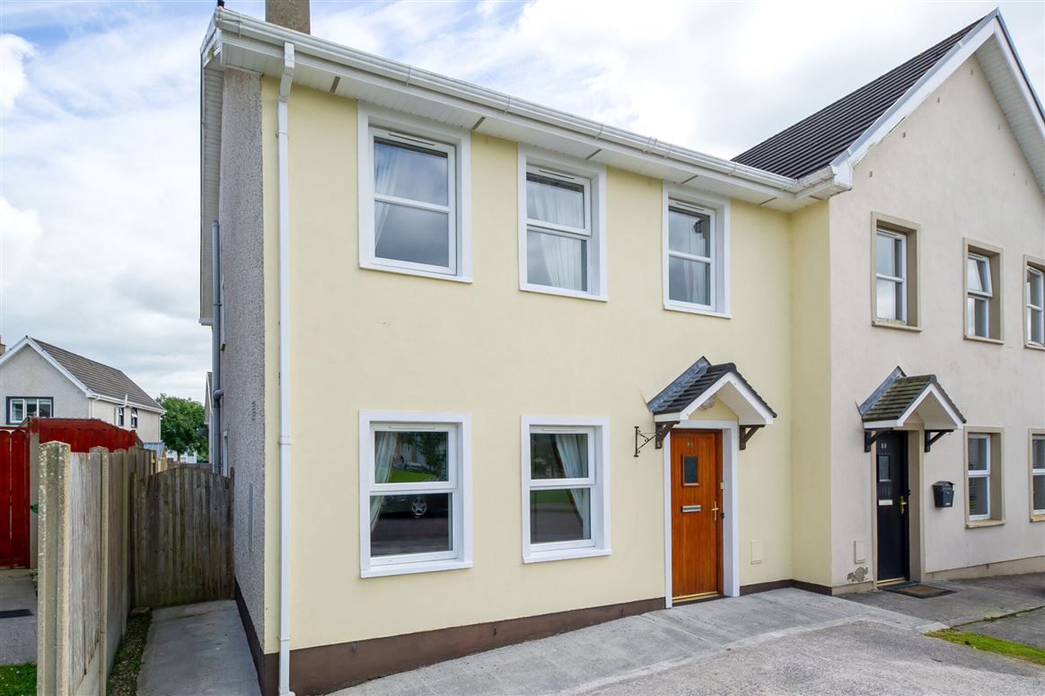 90 Pairc na gCapall, Kilworth, Co. Cork. Sherry FitzGerald O'Donovan