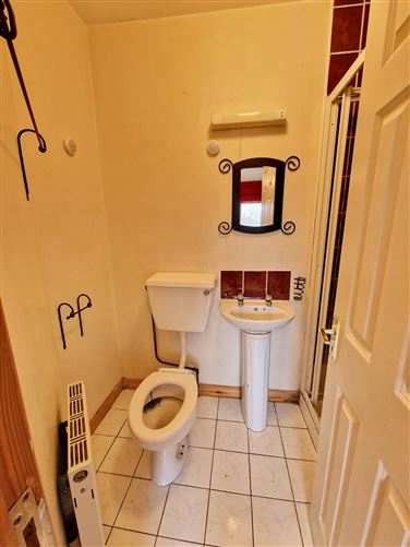 8 The Woods, Cappahard, Ennis, Co. Clare