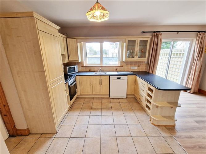8 The Woods, Cappahard, Ennis, Co. Clare