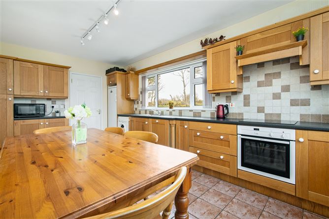 Breaghwy Hill Lodge, Ballinfull, Co. Sligo