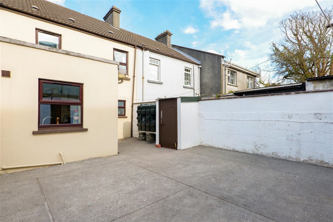 30 Waterlane, Bohermore, Galway