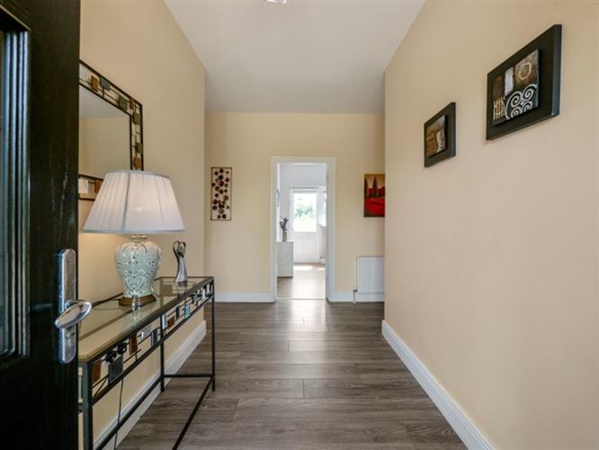 Shelly's Lodge, Ballyoughna, Ballygarrett, Wexford