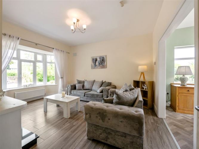 Shelly's Lodge, Ballyoughna, Ballygarrett, Wexford