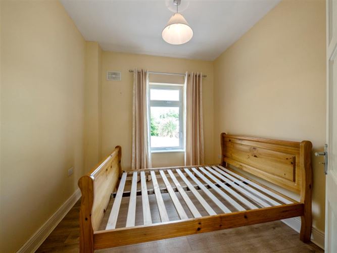 Shelly's Lodge, Ballyoughna, Ballygarrett, Wexford
