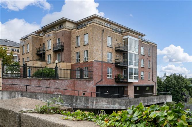 Apt 65, Phoenix, Riverpark Apartments, Conyngham Road, Dublin 8, County Dublin