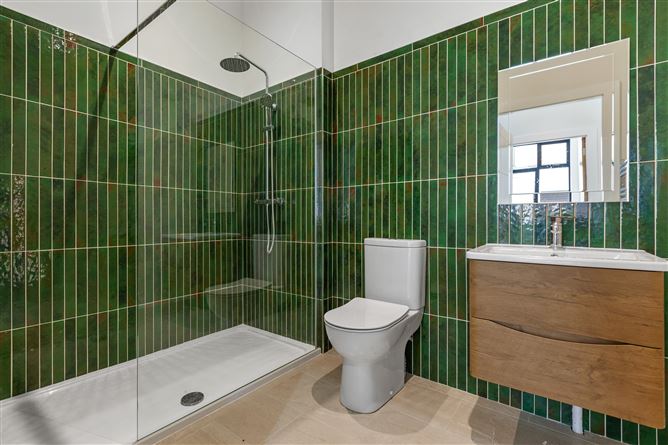 Photo 10 of 17 — 20 Hollybrook Manor, Hollybrook Park, Clontarf, Dublin 3