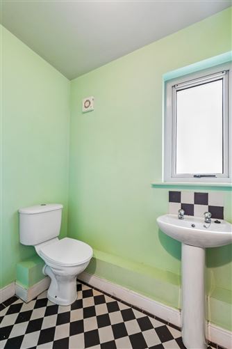 Photo 15 of 21 — 6 Waterside Avenue, Waterside, Malahide, Dublin