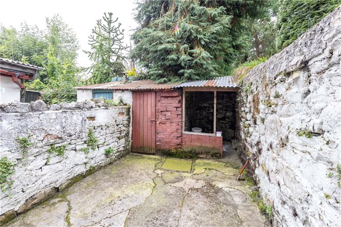 9 Wolfe Tone Street, Cavan
