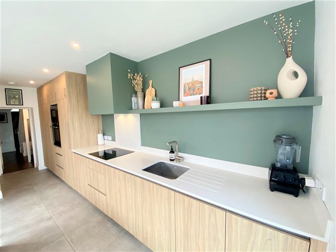 4 Alta Place, Gardiners Hill, St Lukes, Cork City