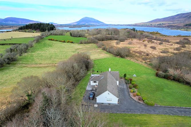 "Sliabh Loch", Glenisland , Castlebar, Mayo