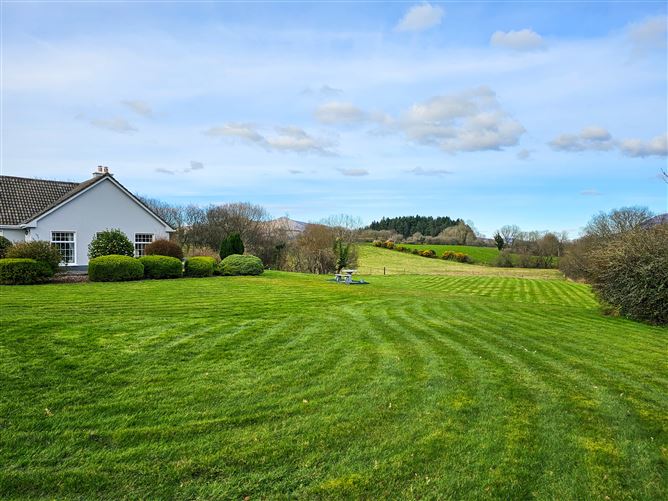 "Sliabh Loch", Glenisland , Castlebar, Mayo