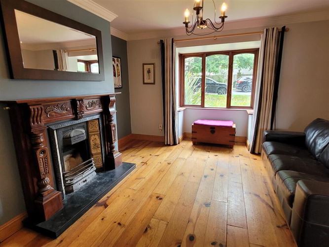 4 Esker Drive, Ardkeen Village, Waterford City, Waterford