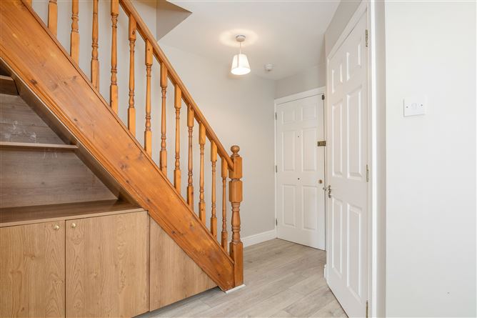 Apt 100 The Fir, Winter Garden Pearse Street, Grand Canal Dk,   Dublin 2